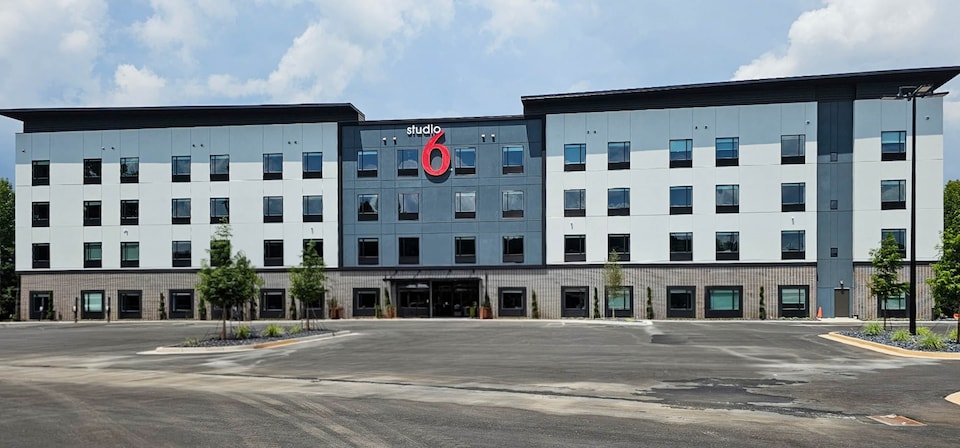 Studio 6 Extended Stay Lithia Springs, GA, C30122, Atlanta