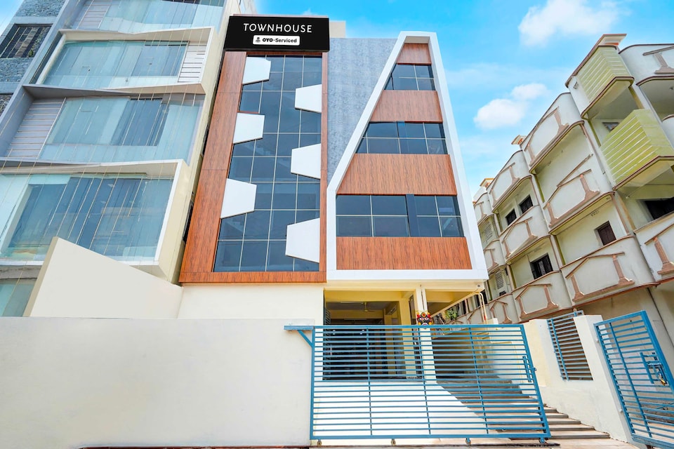 Townhouse Chittinagar Vijayawada Formerly Savera Residency, Governorpet Vijayawada, Vijayawada