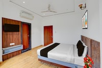 Collection O RTO Office Udaipur Formerly Mewar Mahal