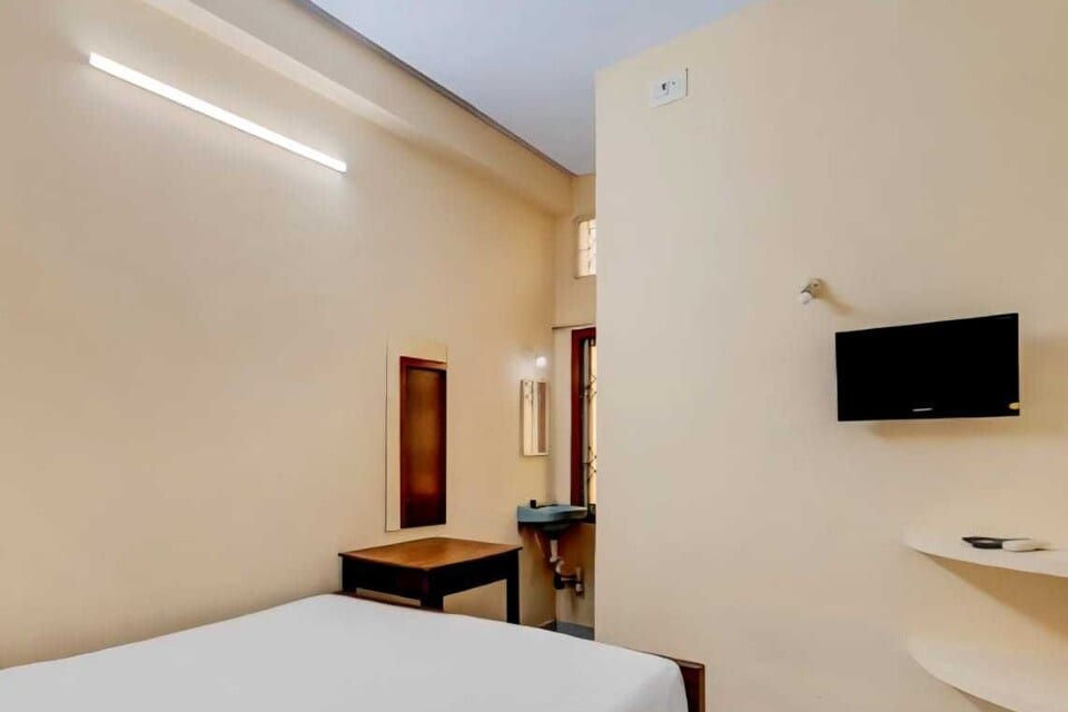Townhouse MK University Bus Terminal Madurai Formerly Aca Elite, Madurai City Centre, Madurai