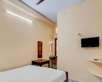 Townhouse MK University Bus Terminal Madurai Formerly Aca Elite