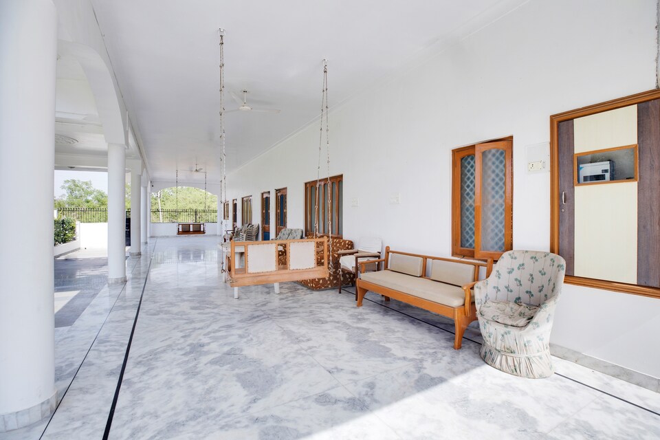 OYO Home 13866 Elegant White 2bhk Badi, Udaipur North, Udaipur