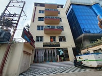 Hotel O Royal Paradise 