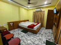 Hotel O Royal Paradise 