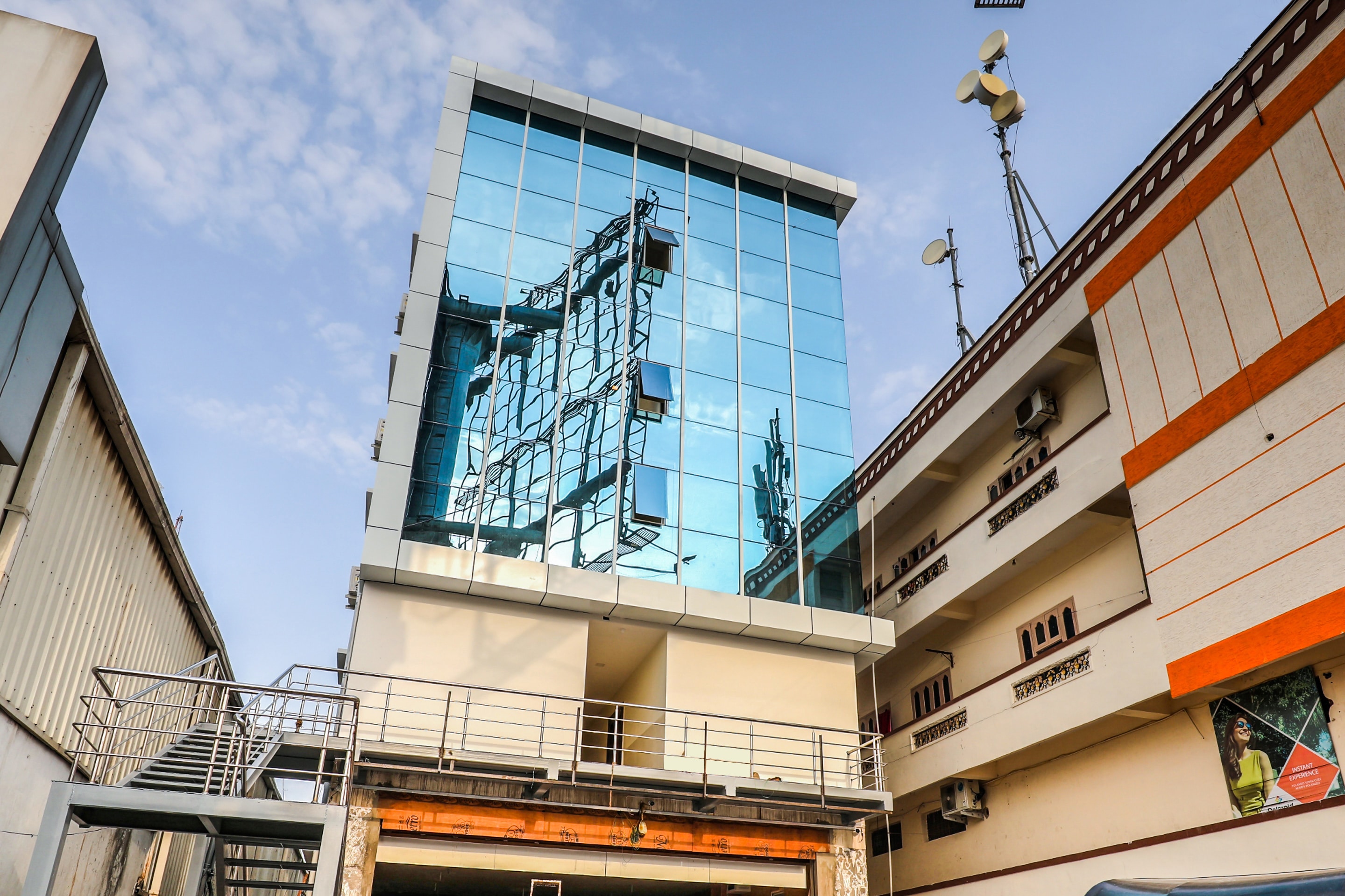 OYO 13869 Hotel Saharsh Grand