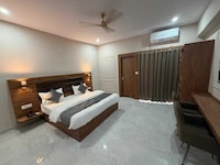 Townhouse Oak Kathghariya Road Haldwani