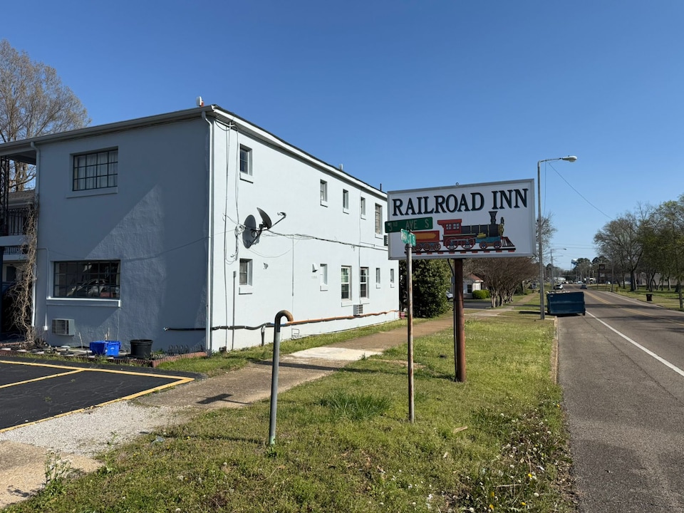 Railroad Inn Amory Near Tupelo MS, Amory, MS, Amory, MS