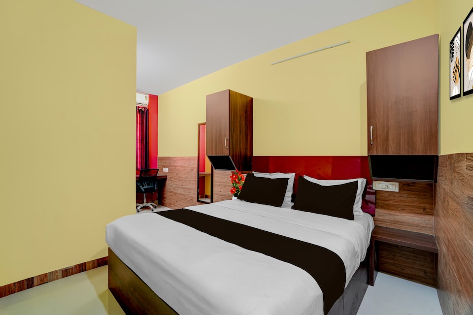 Super Collection O Kovur Formerly Kundrathur Residency, Porur Chennai, Chennai