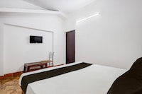 Hotel O SSS INN
