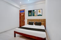  Hotel O Saksham Palace 