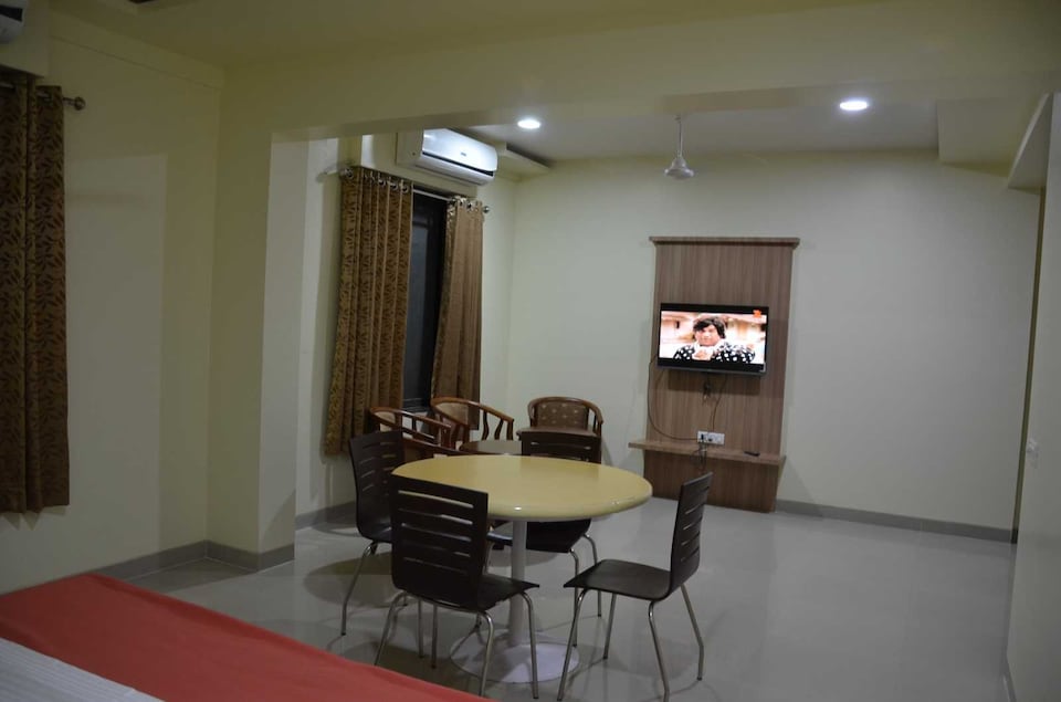 Hotel O Shahu Sai Shahu, Sinnar, Nashik