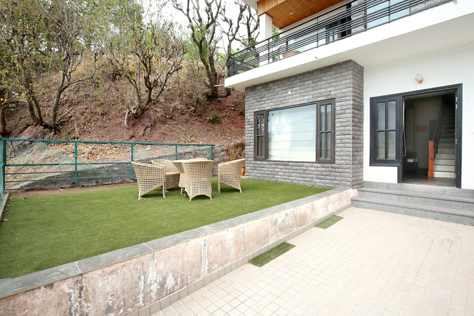 OYO Home 13880 Exotic Hill View 3BHK, Kasauli, Kasauli