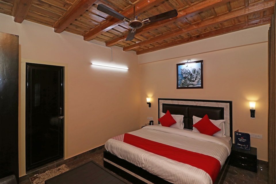 OYO 13883 Hotel Panorama, Bhimtal Nainital, Nainital