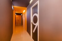 Hotel O Metro Residency