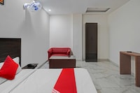 Hotel O KINSFOLK INN HOTEL AND BANQUET 