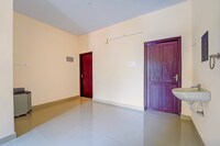 Super Collection O Peroorkada Junction Formerly Snehalayam Stays