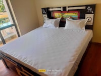 OYO 843940 MANGALAM PALACE