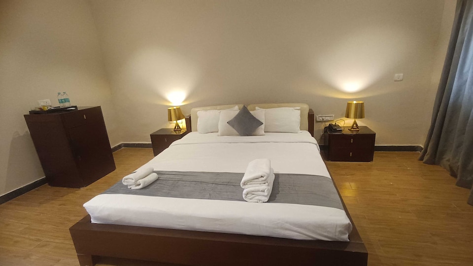 POP 84394B Kris Resort, Calangute Goa, गोवा