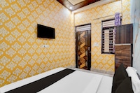 Hotel O Prem Mandir Formerly Charnamrit Vatika