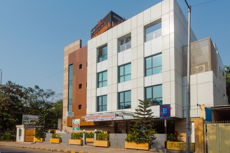 OYO 13905 Hotel Grand Mookambika, Mumbai-Airoli-Ghansoli-KoperKhairane, Mumbai