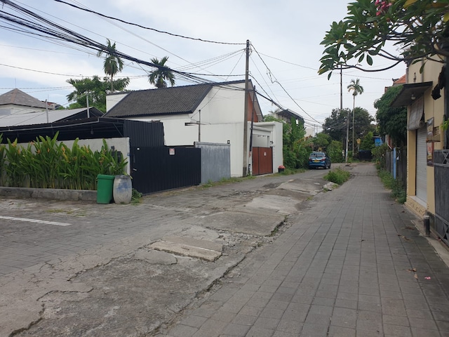 Collection O near Sanur Beach formerly Sutji Living