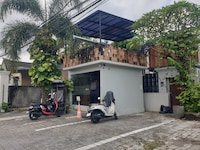 Collection O near Sanur Beach formerly Sutji Living