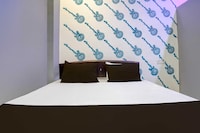 OYO 843968 Surya Hotel & Restaurant