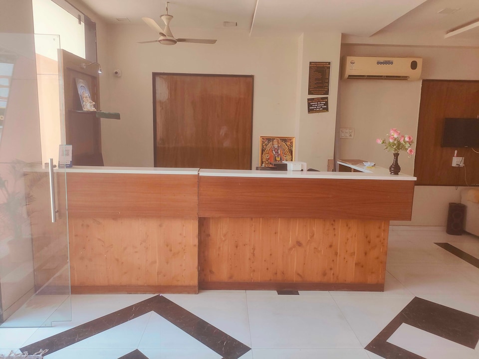 Hotel O Blink, Shirdi, Shirdi