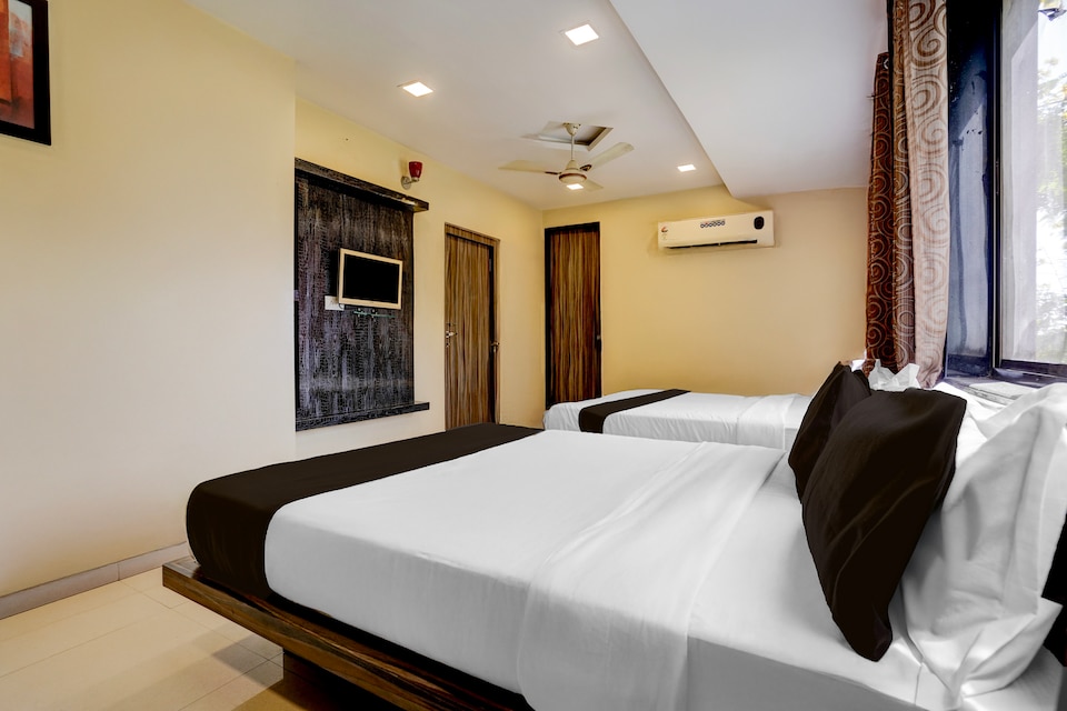 Hotel O Blink, Shirdi, Shirdi