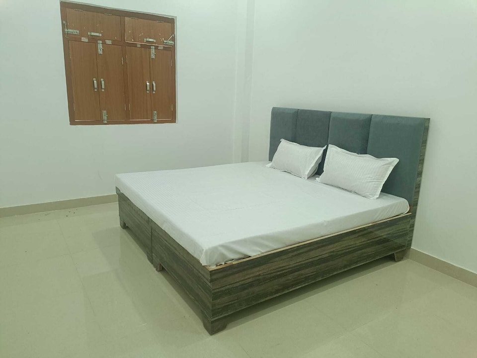 OYO 843971 Kanha Hotel, Jaunpur, Jaunpur
