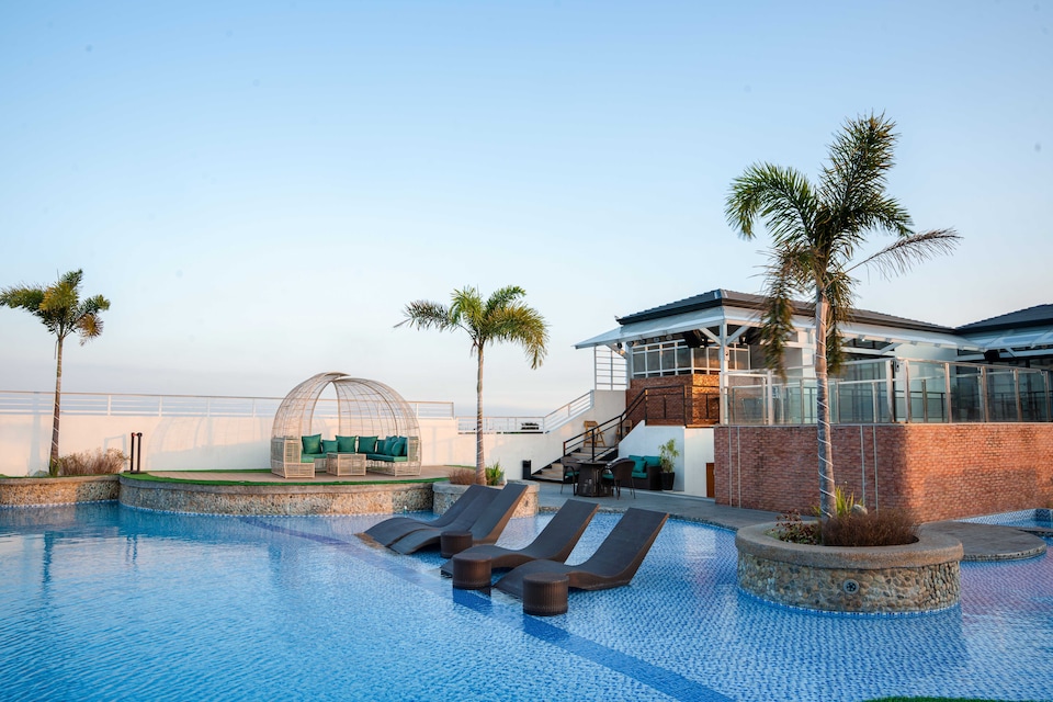 Sunday Belajandro Hotel, Angeles, Pampanga