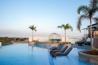 Sunday Belajandro Hotel