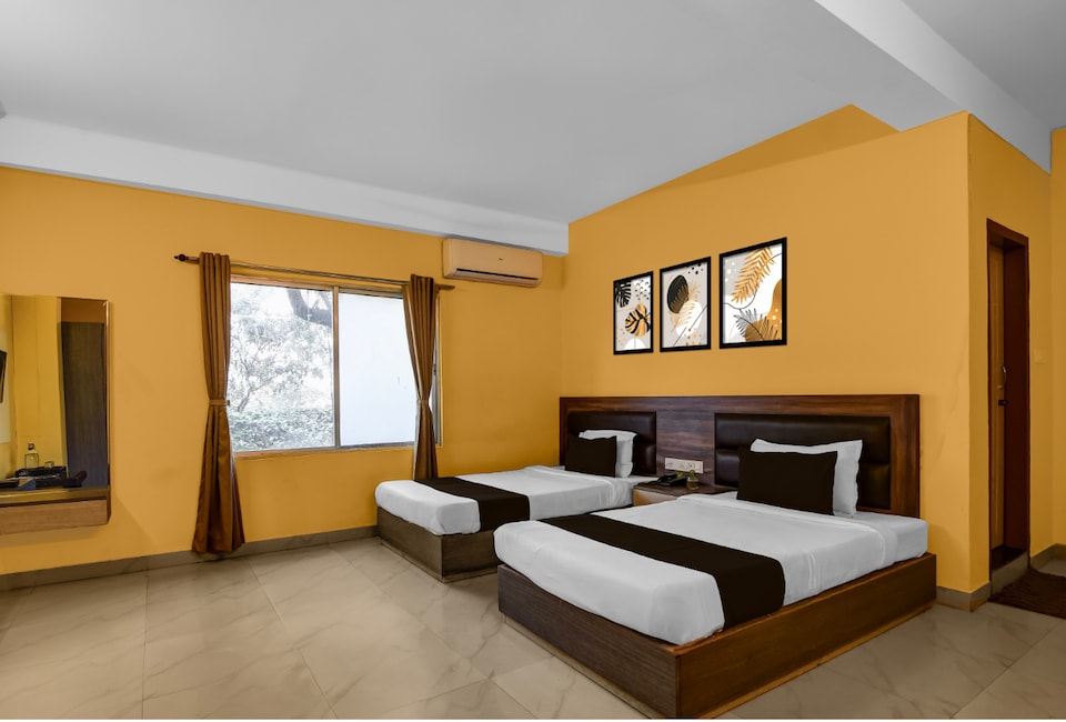 POP 84397C Hotel O Green Valley , New Jalpaiguri Station Area Siliguri, Siliguri