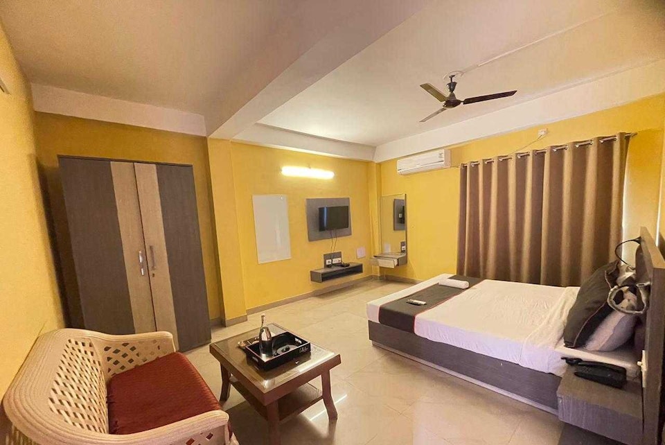 POP 84397C Hotel O Green Valley , New Jalpaiguri Station Area Siliguri, Siliguri