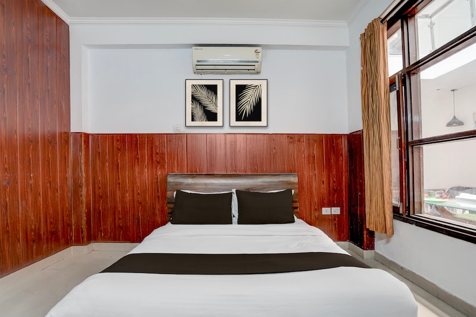 Hotel O J D Resisdency, Medanta, Gurgaon