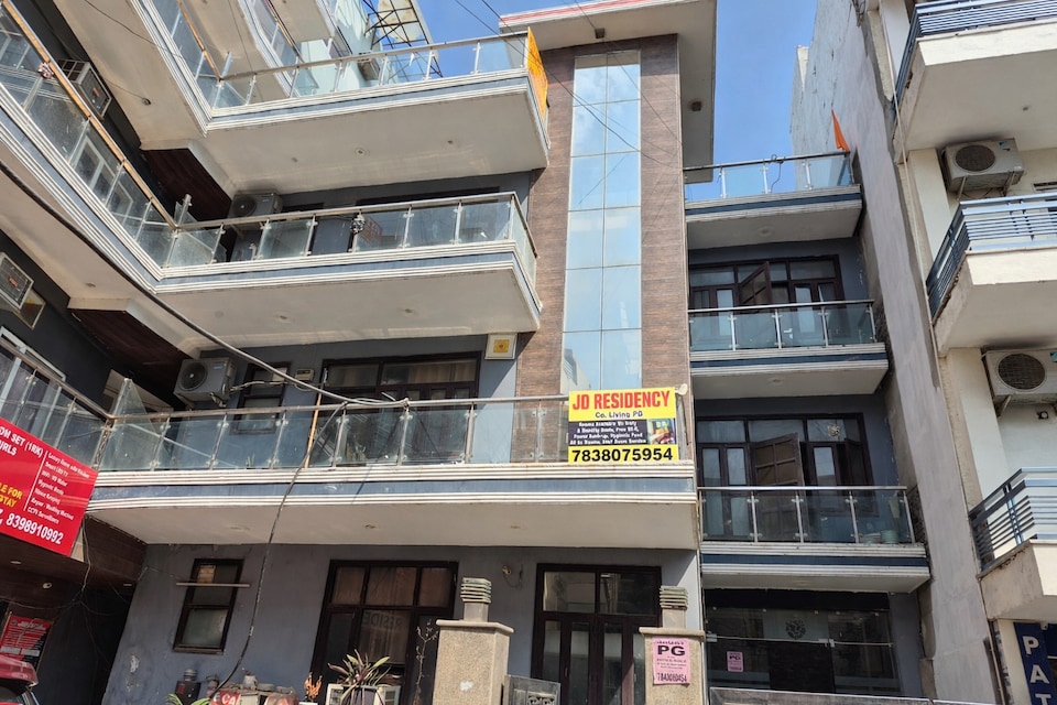 Hotel O J D Resisdency, Medanta, Gurgaon