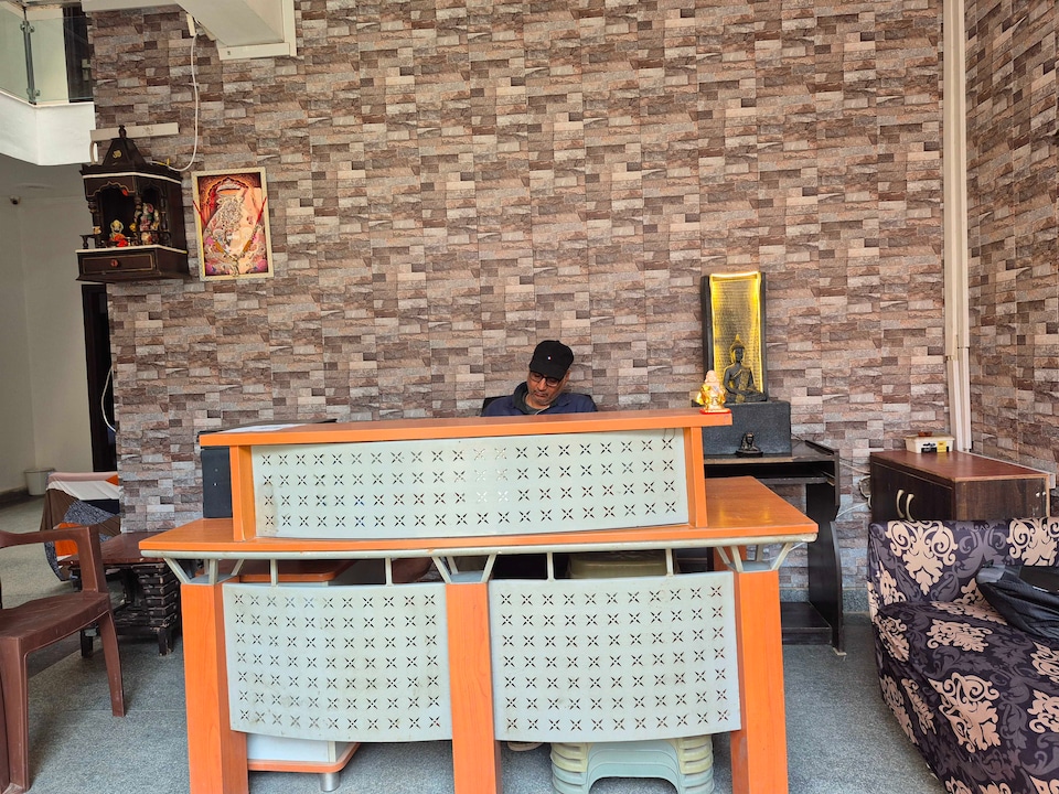 Hotel O J D Resisdency, Medanta, Gurgaon