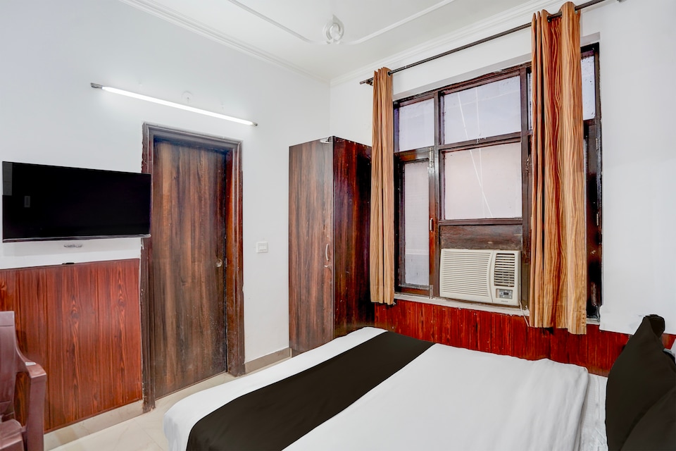 Hotel O J D Resisdency, Medanta, Gurgaon