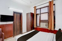 Hotel O J D Resisdency