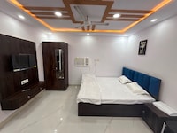 SPOT ON Roshan’s Inn Hotel