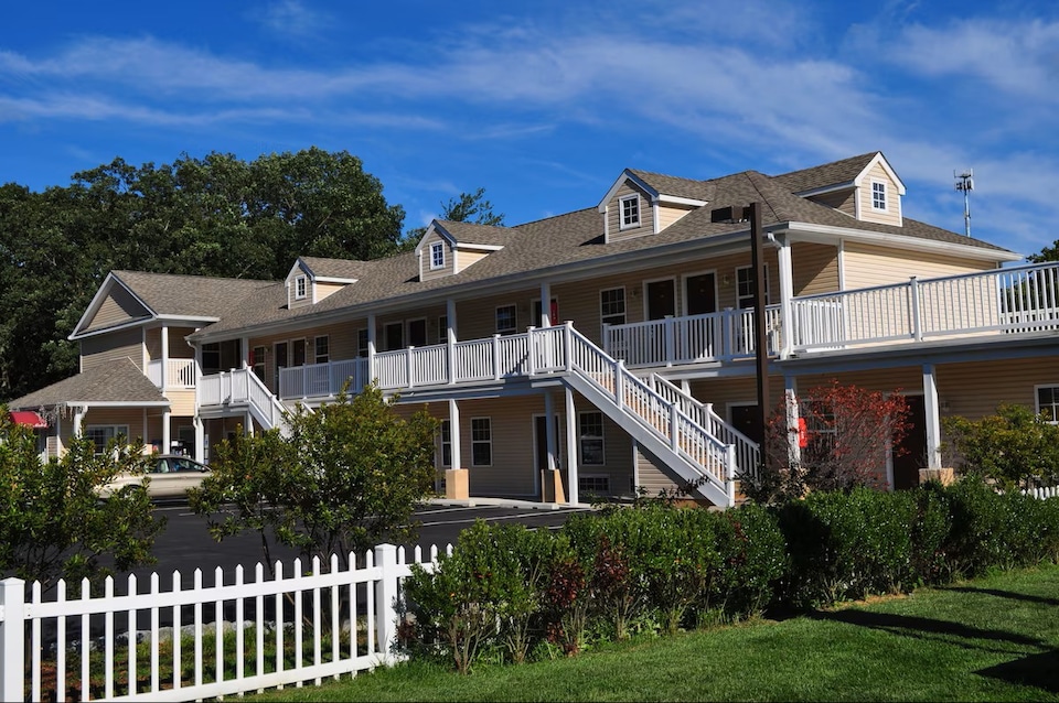 At 9 Motel Near Freehold I-195, Howell Township, NJ, Howell Township, NJ