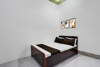 SPOT ON Saiyaara Hotel 