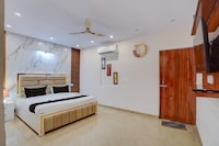 HOTEL O JJ Residency