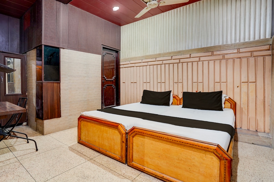 Hotel  O Naini View Guest House, Rudrapur, Rudrapur