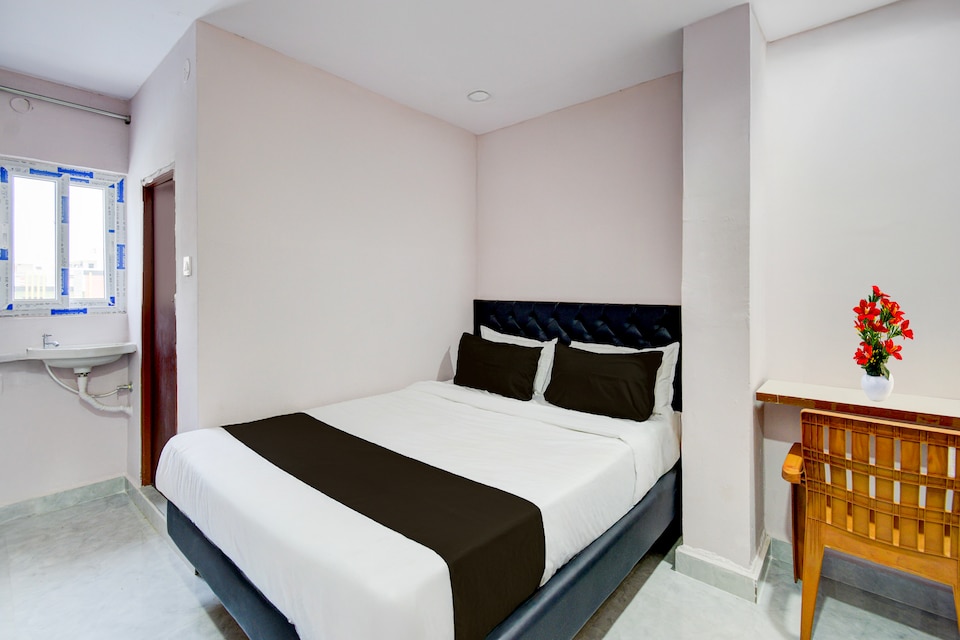 Super Hotel O Injapur Lake Formerly New Punjab, LB Nagar-Ramoji, Hyderabad