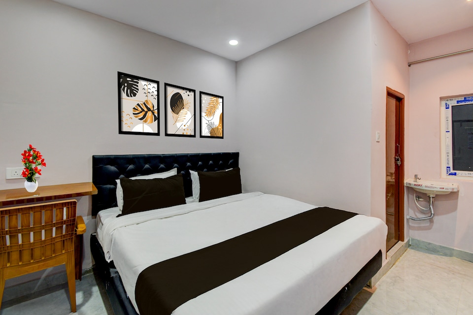 Super Hotel O Injapur Lake Formerly New Punjab, LB Nagar-Ramoji, Hyderabad