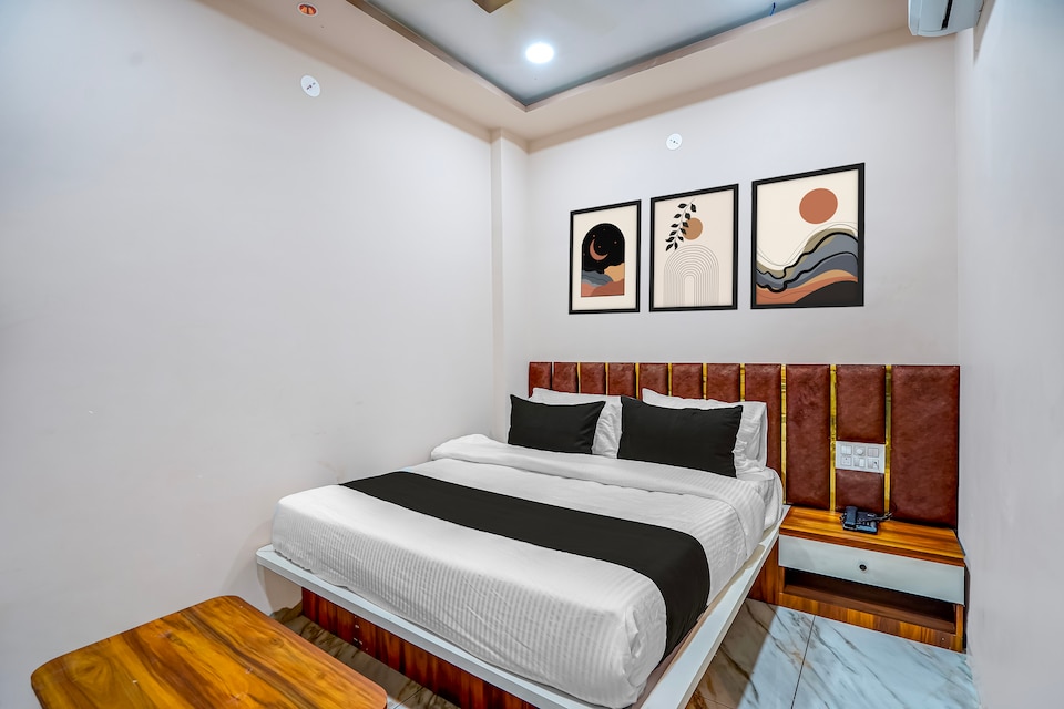 Super Townhouse Iskcon Temple Ujjain Formerly Hotel Ramashray Palace, Ujjain Indore Road, Ujjain