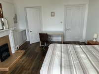 OYO Ashlea Manor