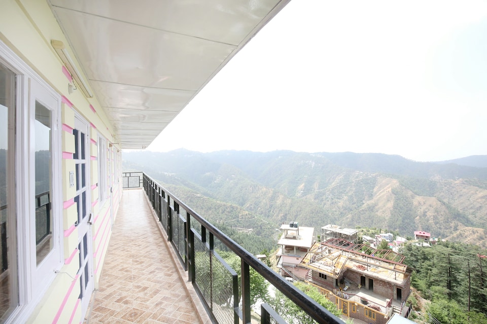 OYO Home 13921 Valley View, Bharari, Shimla