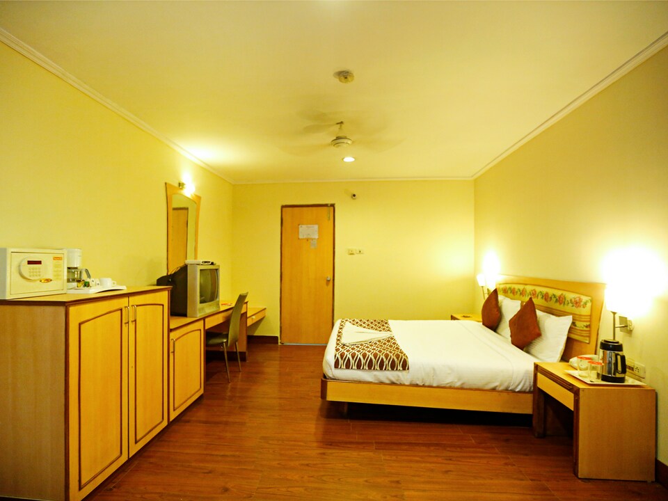 OYO Rooms 013 Abids, Abids-Nampally, Hyderabad